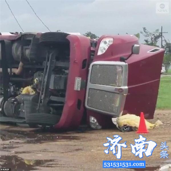 美国的南方遭龙卷风袭击密西西比州南部至少6人死亡