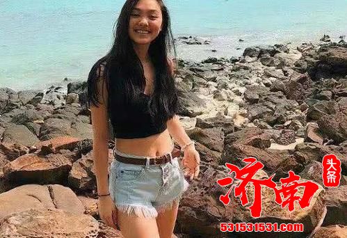 李连杰17岁小女儿身材曝光 长发披肩时尚又性感