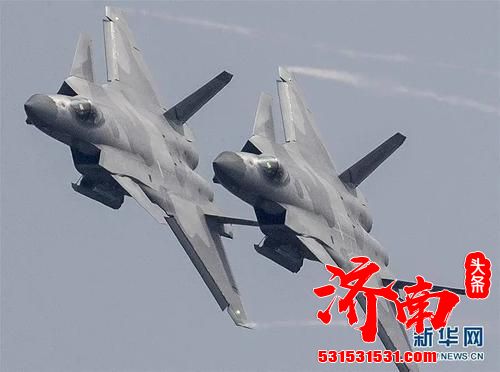 空军某试验训练基地时曝光了多段歼-20战机演训视频画面