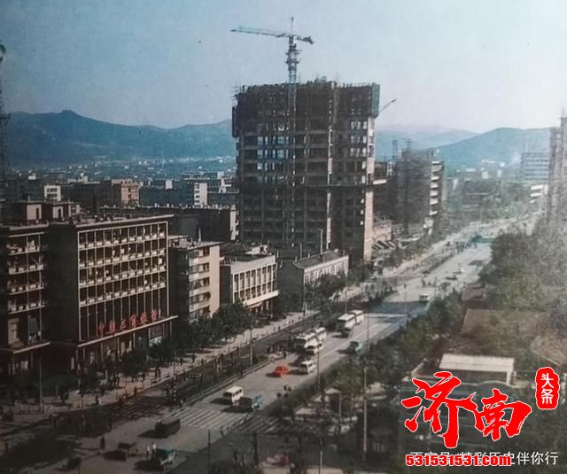 老照片：80年代的山东省济南市，记录济南的发展历程