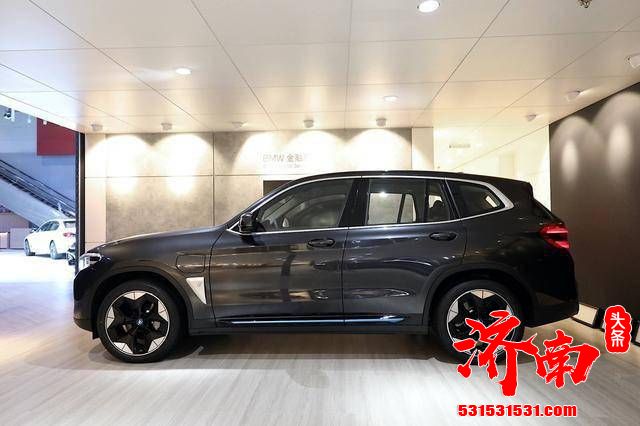 纯电动BMW iX3正式上市 售46.99万元起