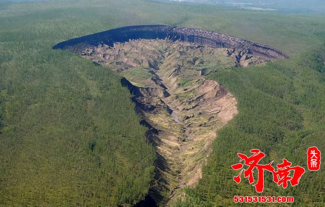 北极再现史前生物，57000年前的尸体暴露在外，人类应当警惕